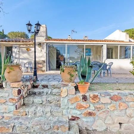 Carole Yourhosthelper. Βίλα Roquebrune-sur Argens